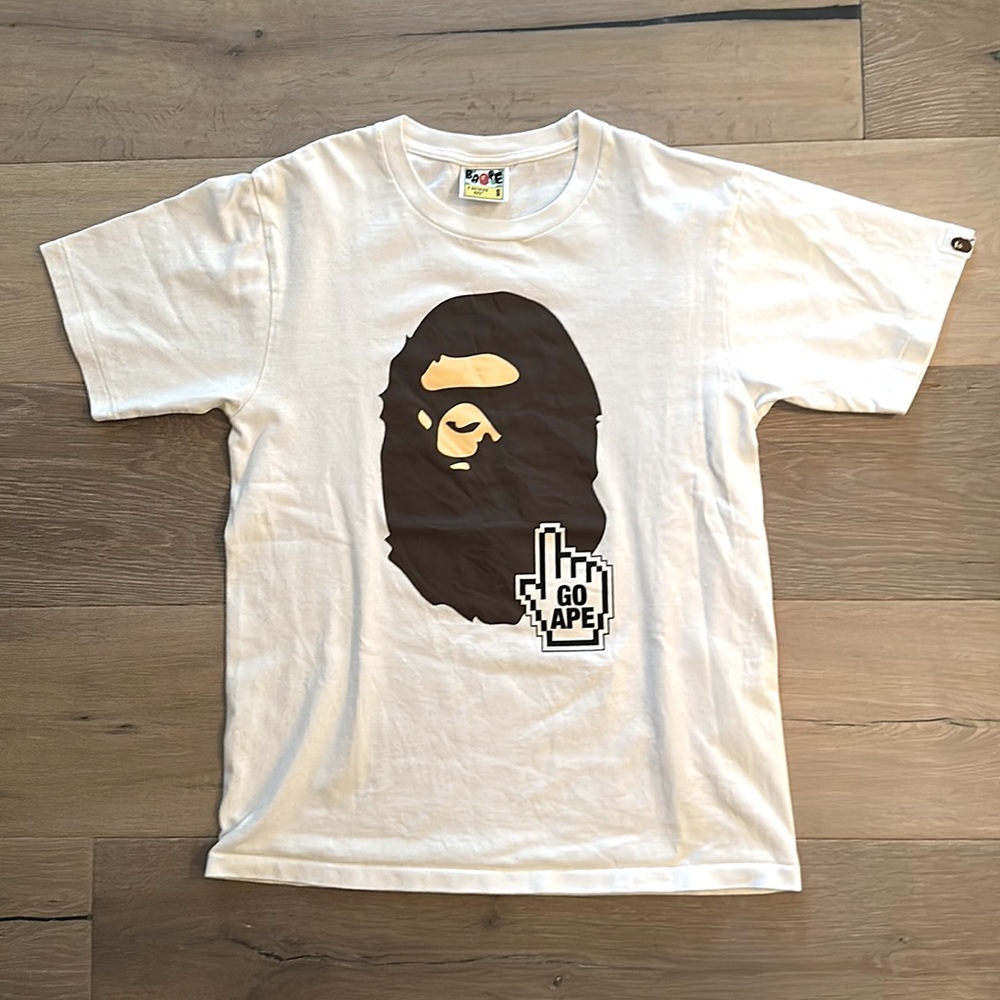 Men’s Bape size Small tshirt